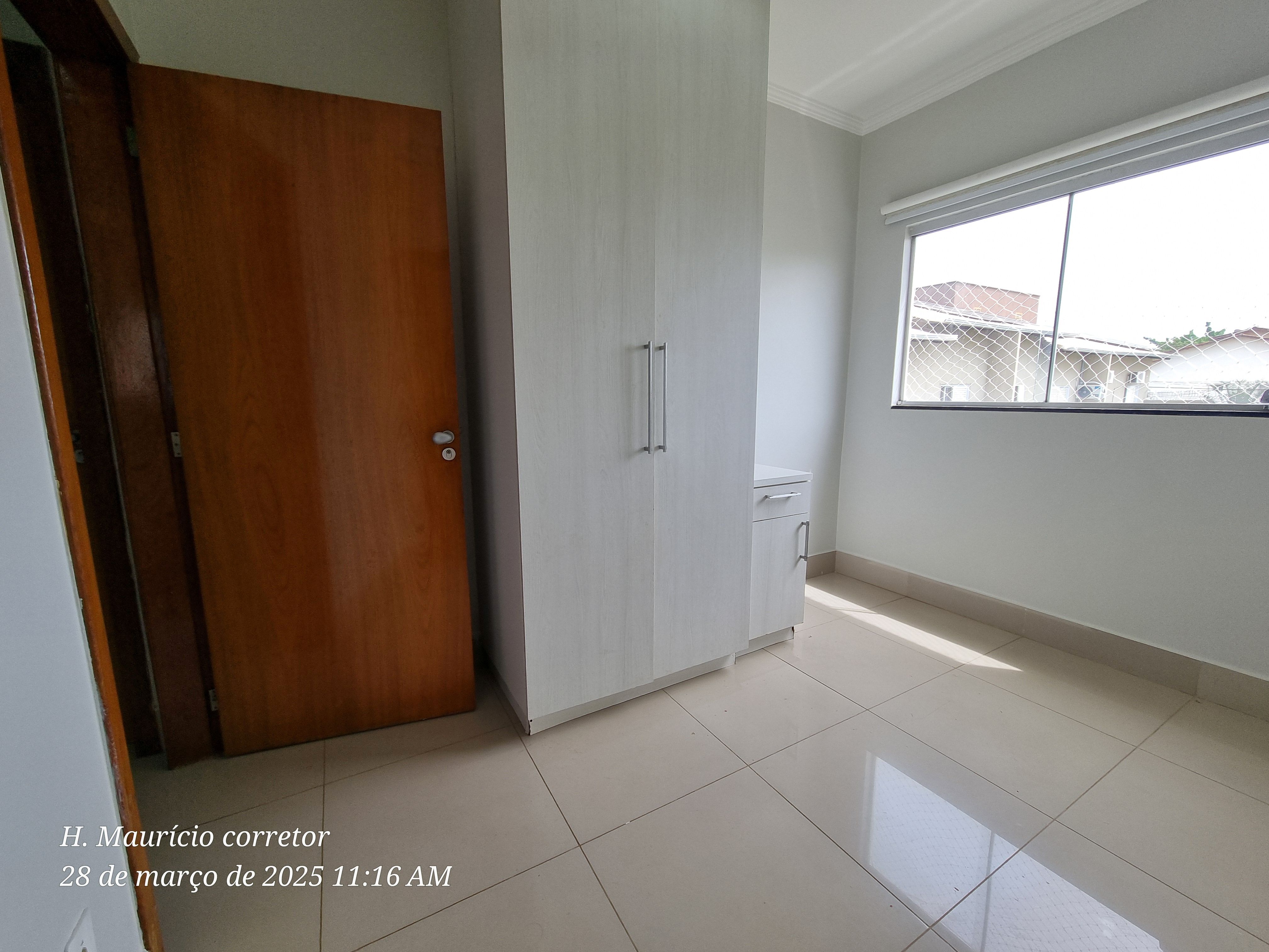 Imagem Sobrado com 3 Quartos à Venda, 165 m² em Setor Jaó - Goiânia Imagem Sobrado com 3 Quartos à Venda, 165 m² em Setor Jaó - Goiânia