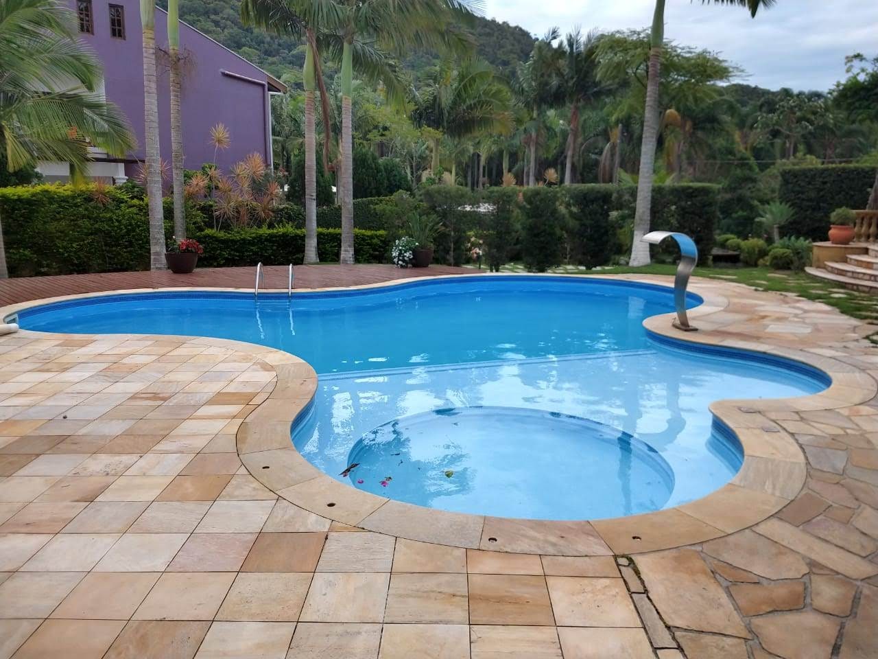 Imagem Casa com 4 Quartos à Venda, 351 m²em Praia das Taquaras - Balneário Camboriú