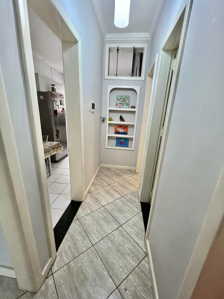 Imagem Casa com 5 Quartos à Venda, 250 m²em Marambaia - Belém Imagem Casa com 5 Quartos à Venda, 250 m²em Marambaia - Belém