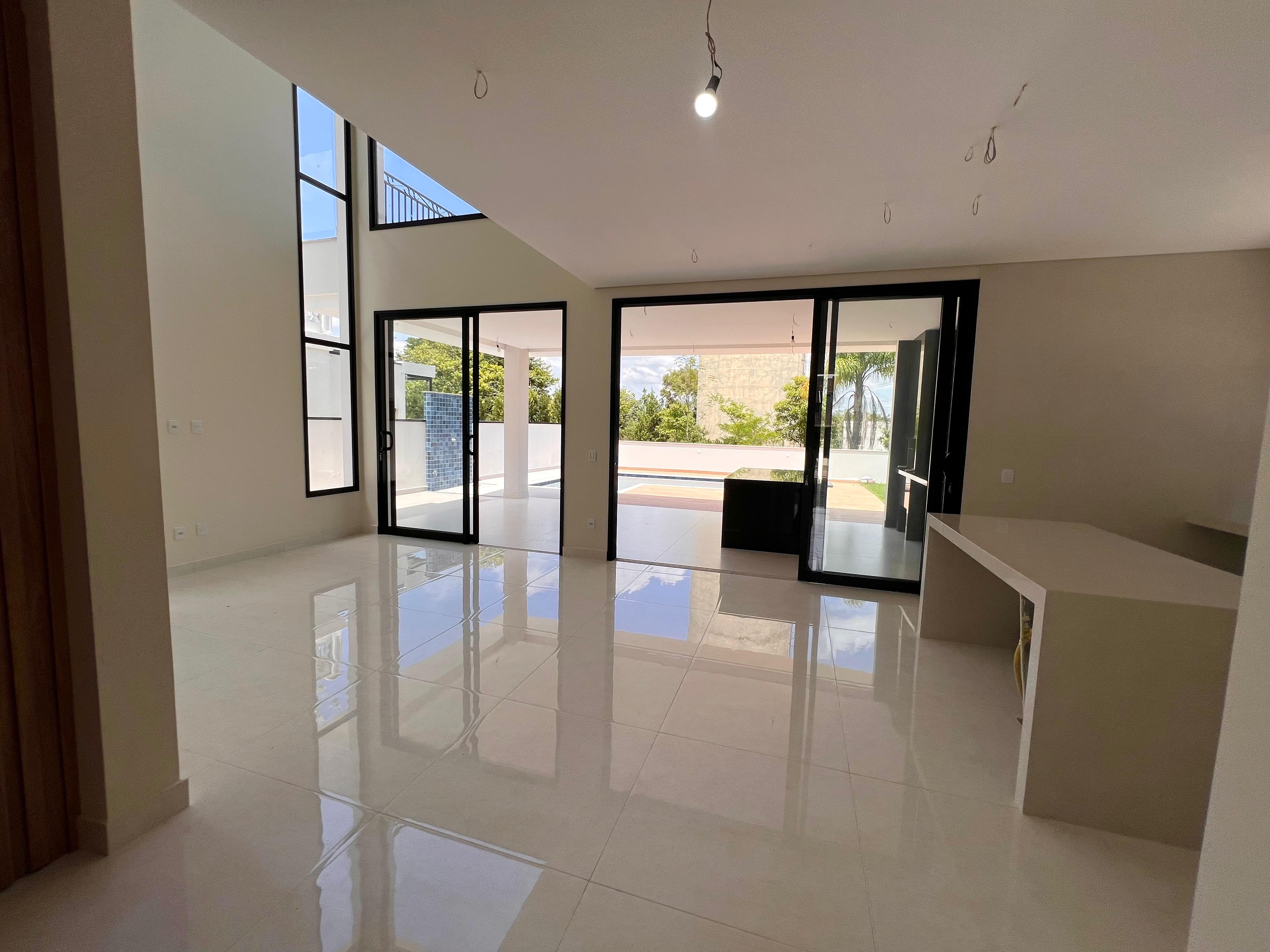 Imagem Casa de Condomínio com 4 Quartos à Venda, 300 m² em Medeiros - Jundiaí