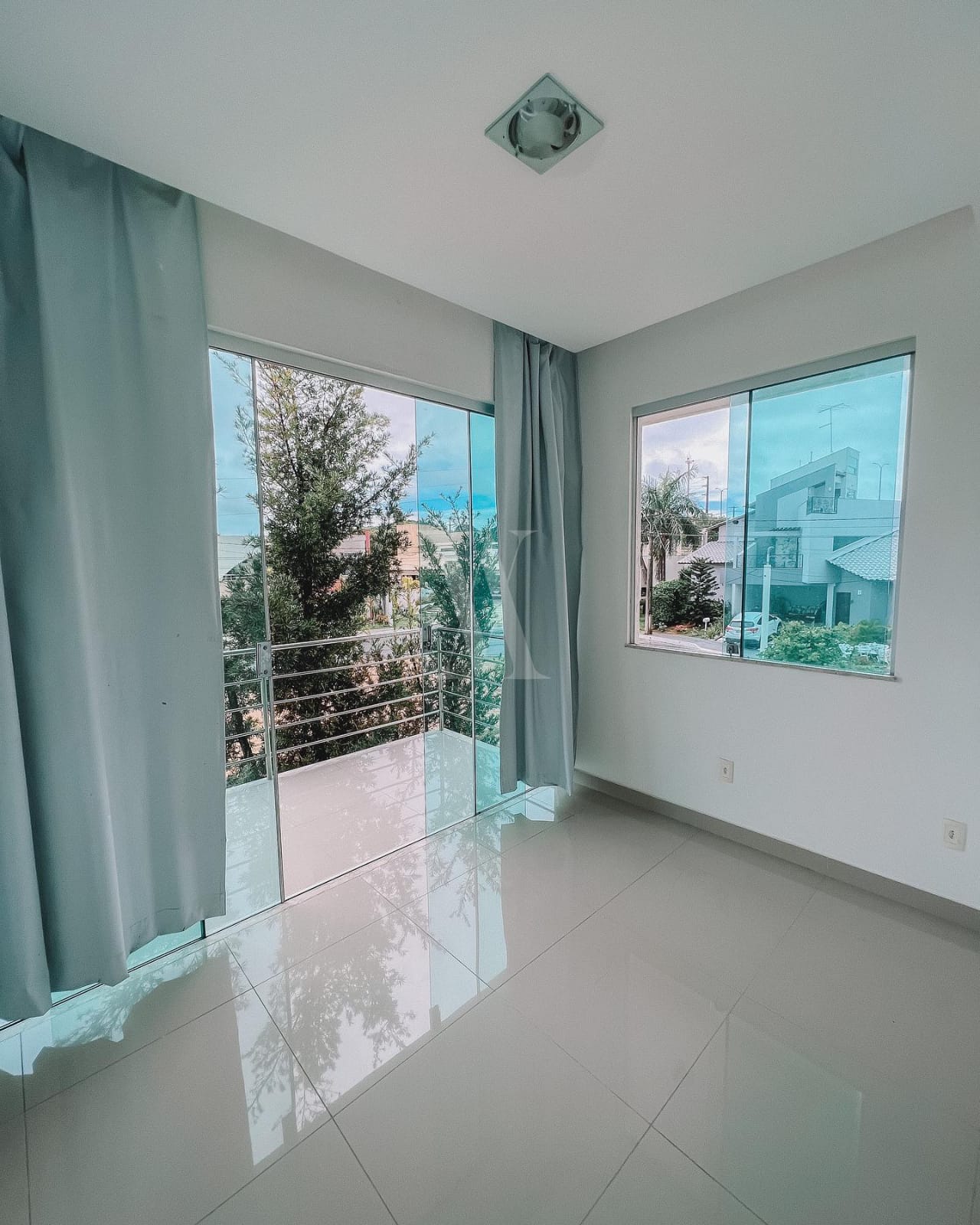 Imagem Casa de Condomínio com 5 Quartos à Venda, 245 m²em  Parque do Jiqui - Parnamirim