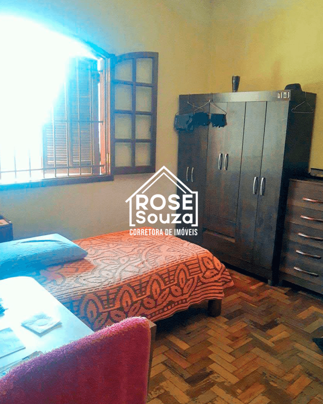 Imagem Casa com 3 Quartos à Venda, 145 m²em Alto dos Pinheiros - Belo Horizonte Imagem Casa com 3 Quartos à Venda, 145 m²em Alto dos Pinheiros - Belo Horizonte