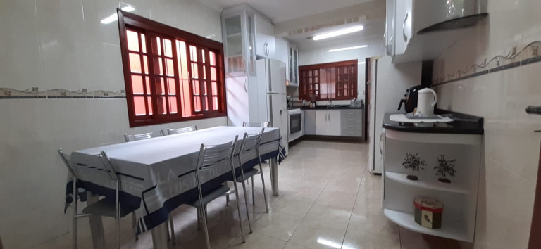 Imagem Casa com 3 Quartos à Venda, 138 m² em Canhema - Diadema