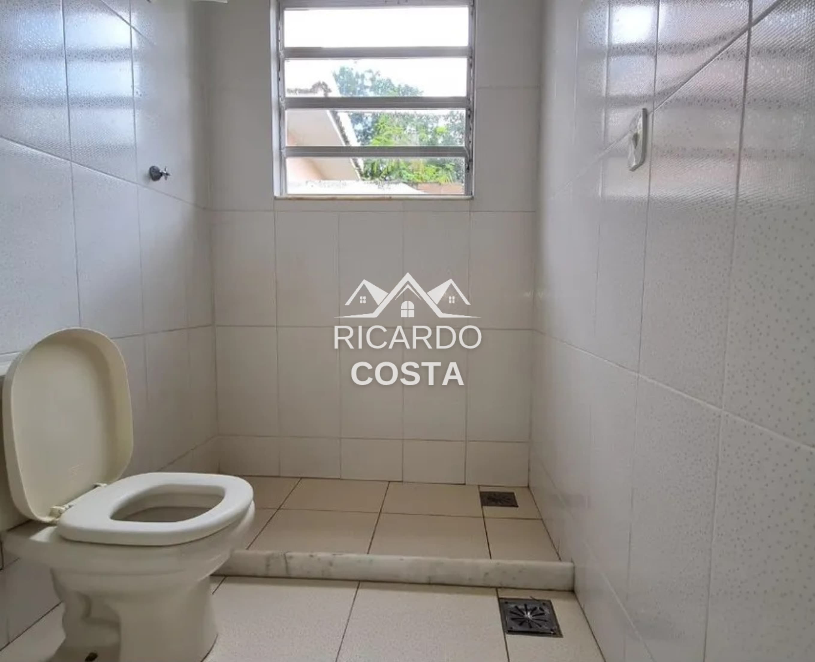 Imagem Casa com 2 Quartos à Venda, 307 m² em Taquara - Rio de Janeiro Imagem Casa com 2 Quartos à Venda, 307 m² em Taquara - Rio de Janeiro