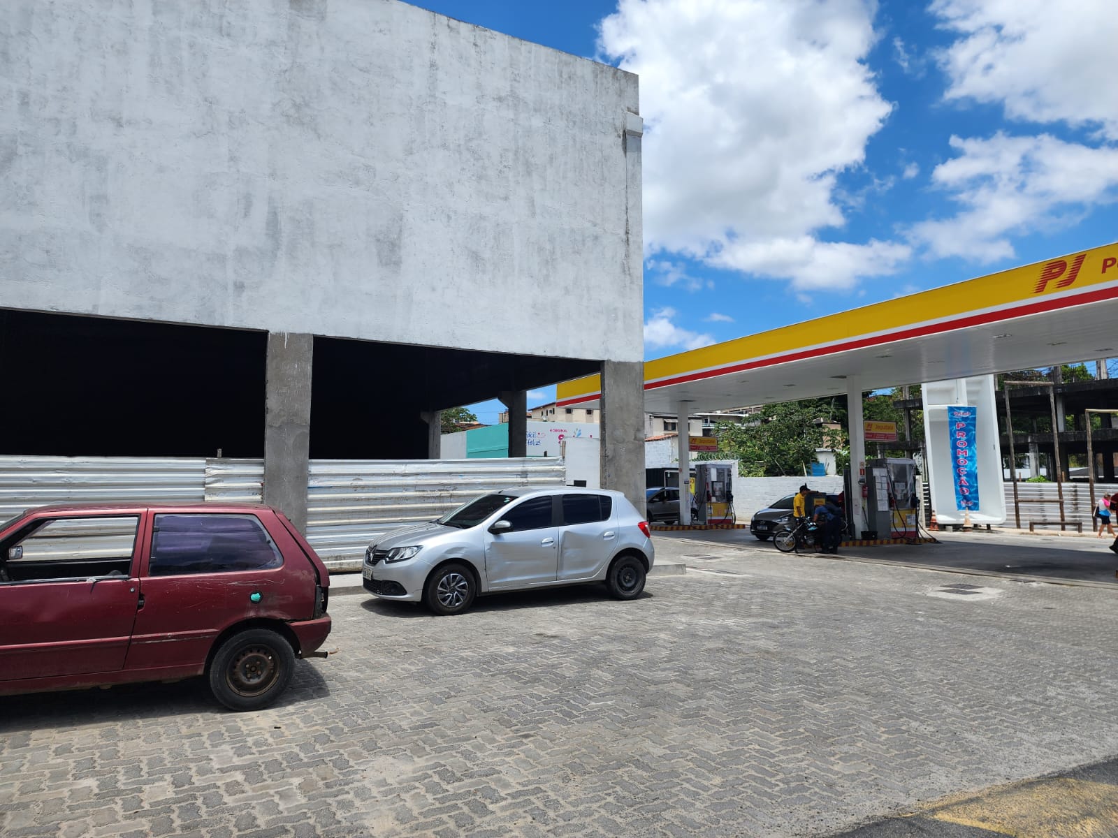 Imagem Ponto Comercial para Alugar, 640 m²em Cia I - Simões Filho Imagem Ponto Comercial para Alugar, 640 m²em Cia I - Simões Filho