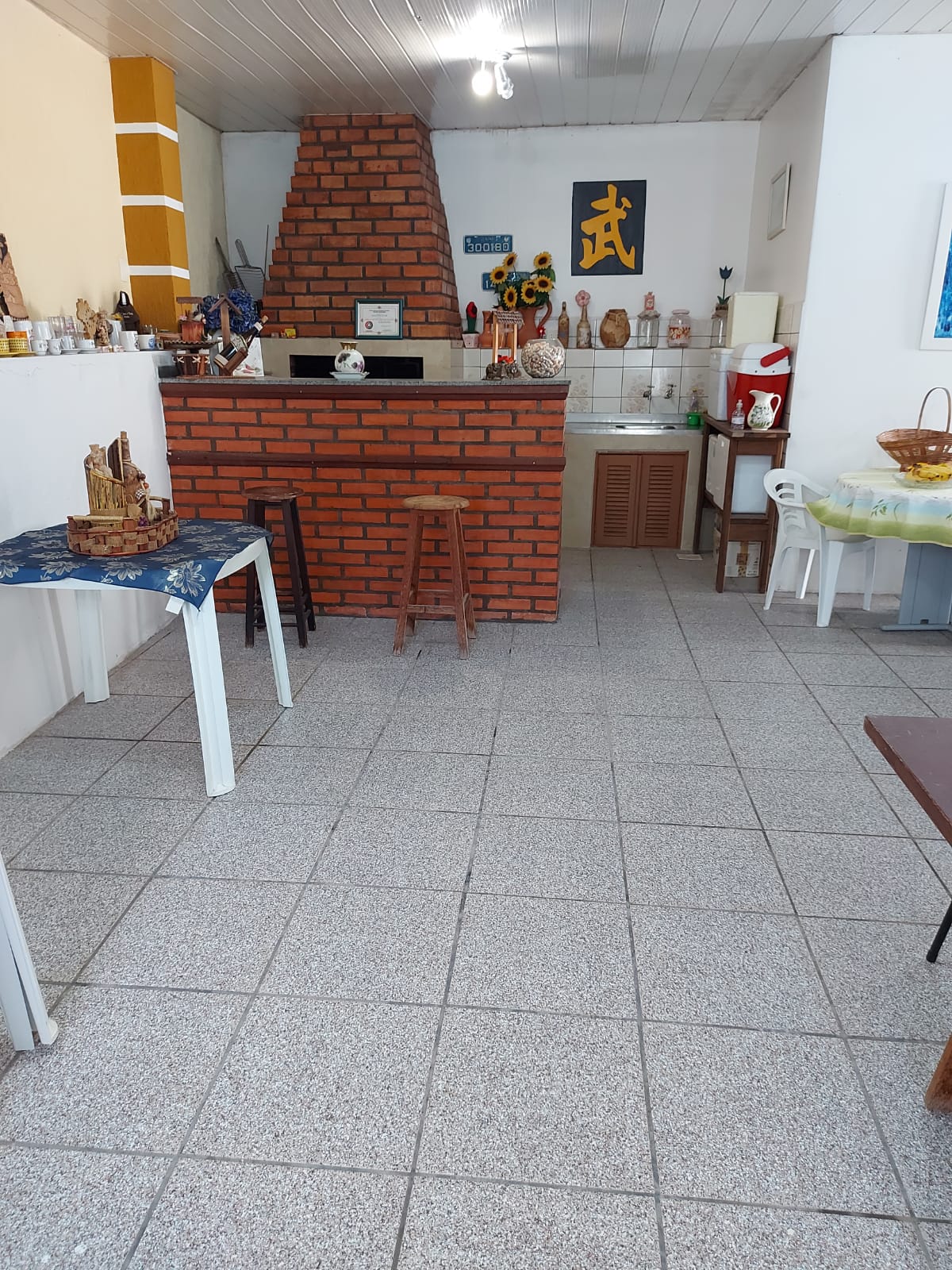 Imagem Casa com 4 Quartos à Venda, 330 m²em Coqueiros - Florianópolis