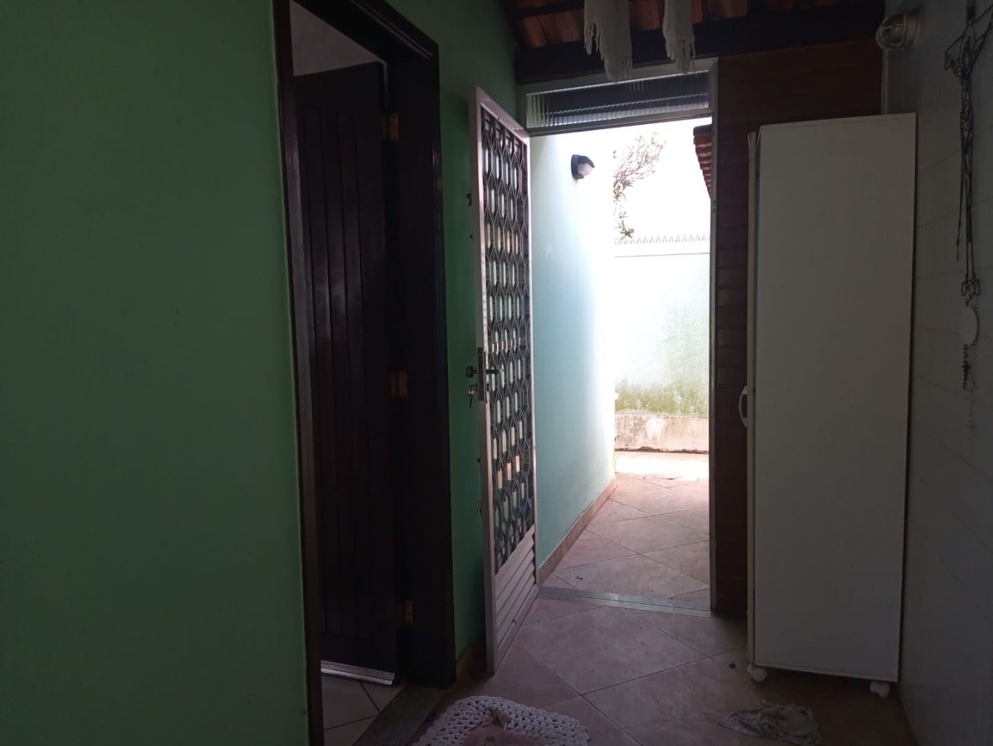 Imagem Casa com 3 Quartos à Venda, 360 m²em Piratininga - Niterói Imagem Casa com 3 Quartos à Venda, 360 m²em Piratininga - Niterói