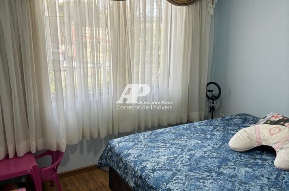 Imagem Casa com 3 Quartos à Venda, 259 m²em Orfãs - Ponta Grossa Imagem Casa com 3 Quartos à Venda, 259 m²em Orfãs - Ponta Grossa