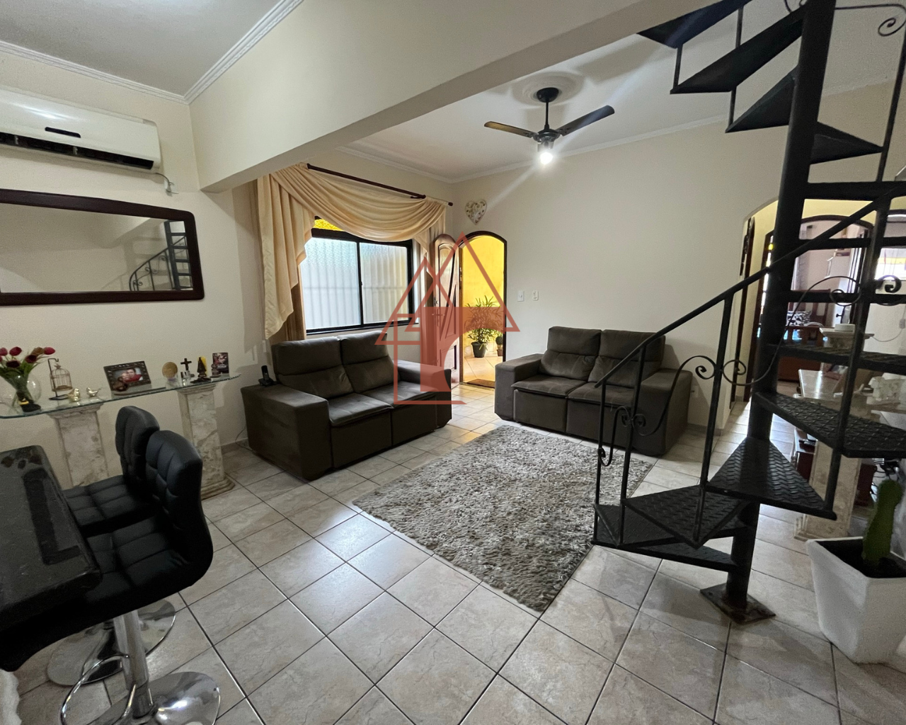 Imagem Casa com 2 Quartos à Venda, 131 m²em Vila Ponte Nova - Cubatão