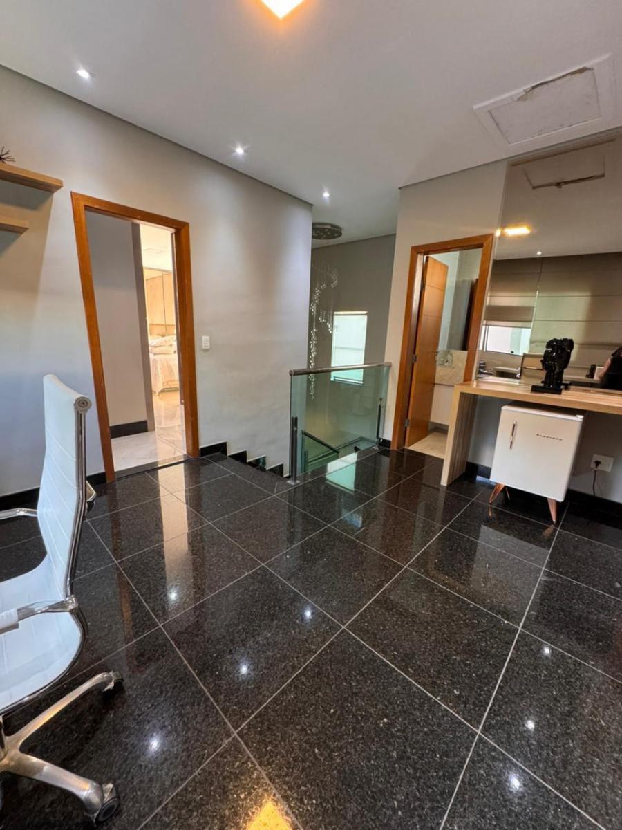 Imagem Casa com 3 Quartos à Venda, 213 m² em Santa Amélia - Belo Horizonte Imagem Casa com 3 Quartos à Venda, 213 m² em Santa Amélia - Belo Horizonte