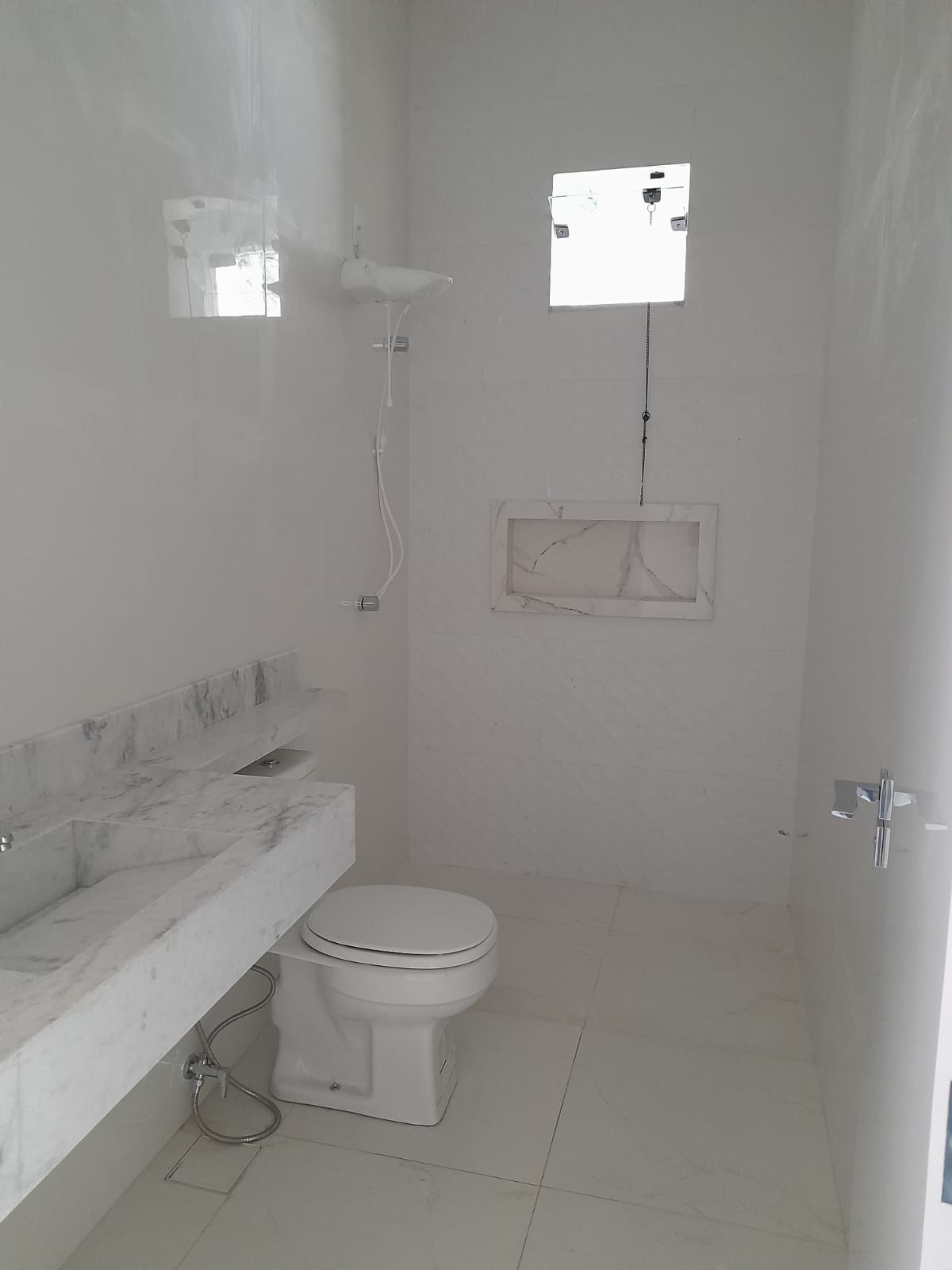 Imagem Casa de Condomínio com 3 Quartos à Venda, 175 m²em Ponta Negra - Manaus Imagem Casa de Condomínio com 3 Quartos à Venda, 175 m²em Ponta Negra - Manaus