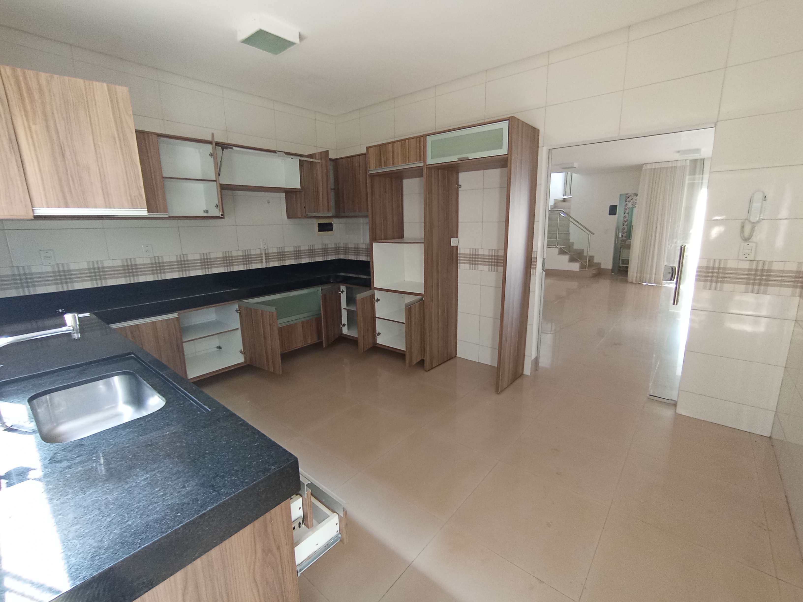 Imagem Sobrado com 2 Quartos para Alugar, 156 m²em Belo Horizonte - MARABA Imagem Sobrado com 2 Quartos para Alugar, 156 m²em Belo Horizonte - MARABA