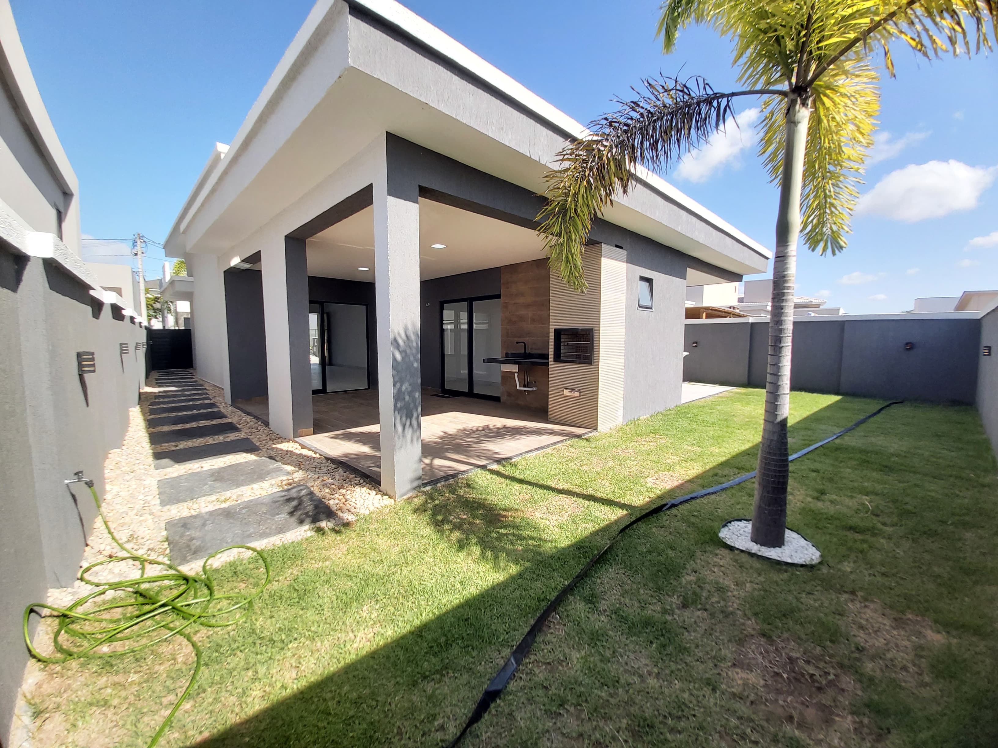 Imagem Casa de Condomínio com 3 Quartos à Venda, 180 m² em Urucunema - Eusébio Imagem Casa de Condomínio com 3 Quartos à Venda, 180 m² em Urucunema - Eusébio
