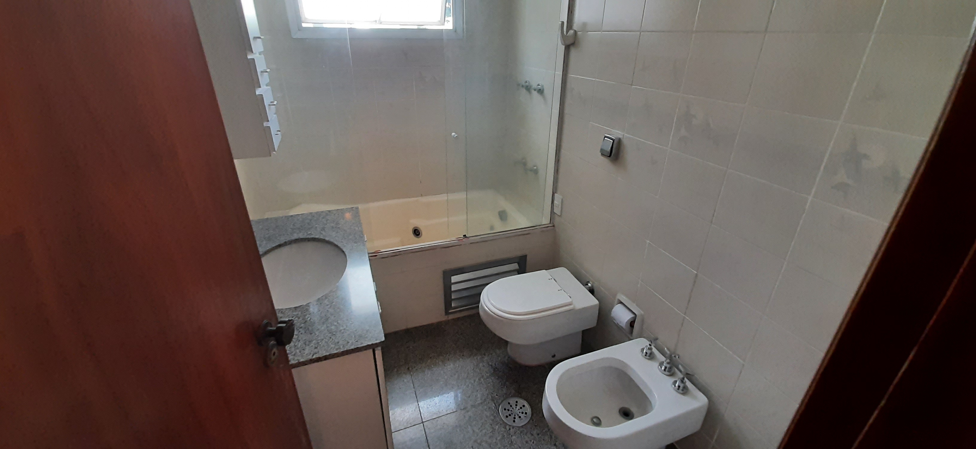 Imagem Apartamento com 4 Quartos para Alugar, 157 m²em Perdizes - São Paulo