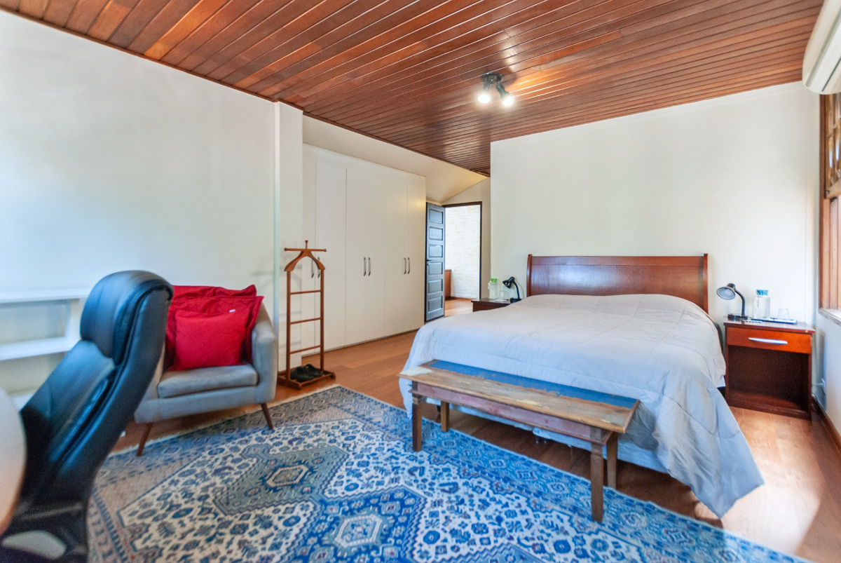 Imagem Casa com 3 Quartos à Venda, 230 m² em Jardim Paulistano - São Paulo