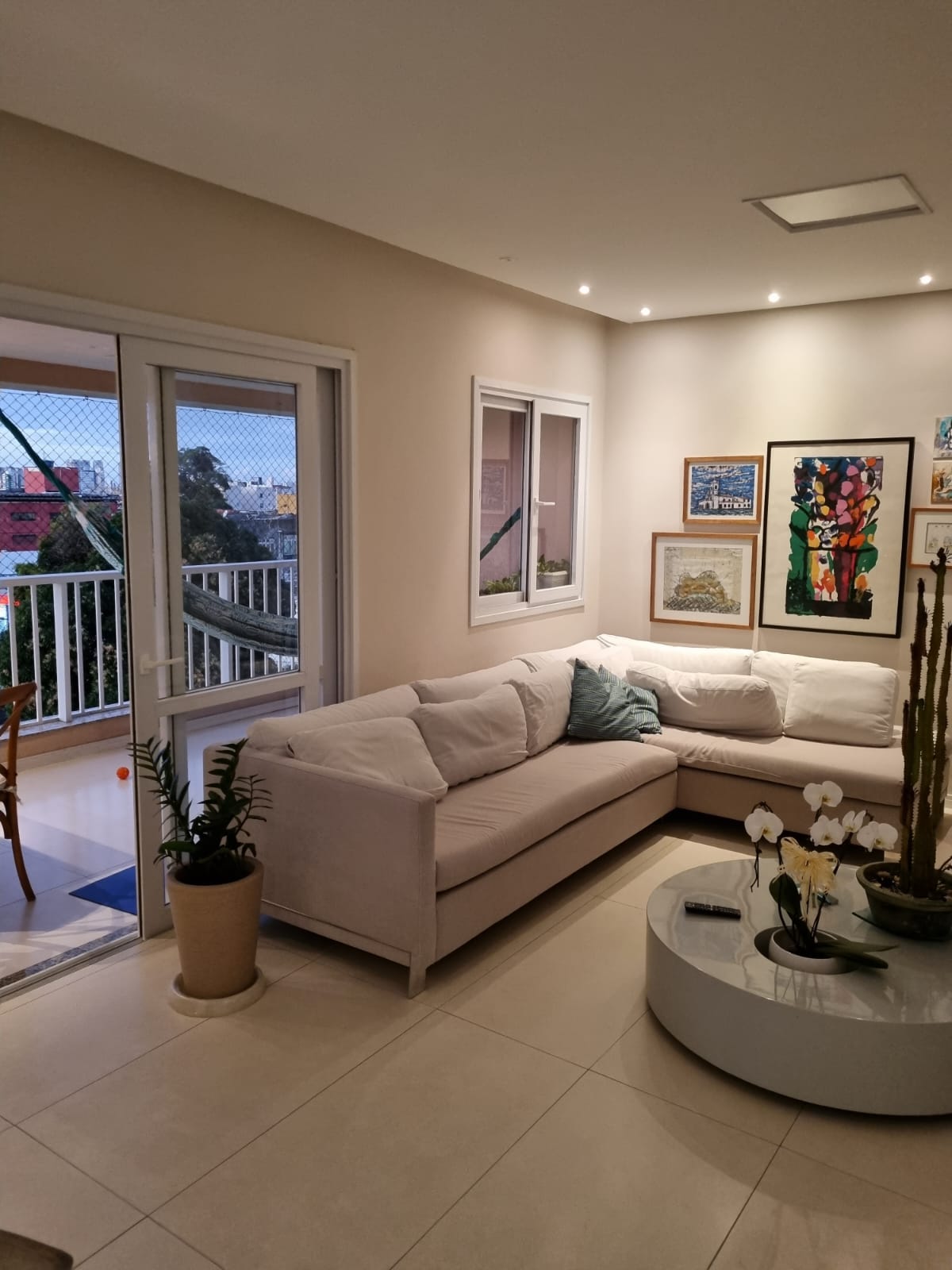 Imagem Apartamento com 3 Quartos à Venda, 108 m²em Brotas - Salvador