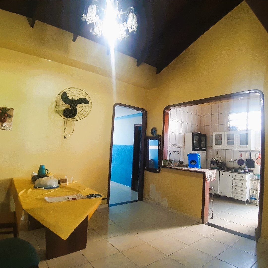 Imagem Casa com 4 Quartos à Venda, 254 m²em Novo Aleixo - Manaus Imagem Casa com 4 Quartos à Venda, 254 m²em Novo Aleixo - Manaus