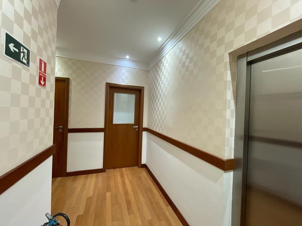 Imagem Sala Comercial para Alugar, 28 m²em Pinheirinho - Vinhedo