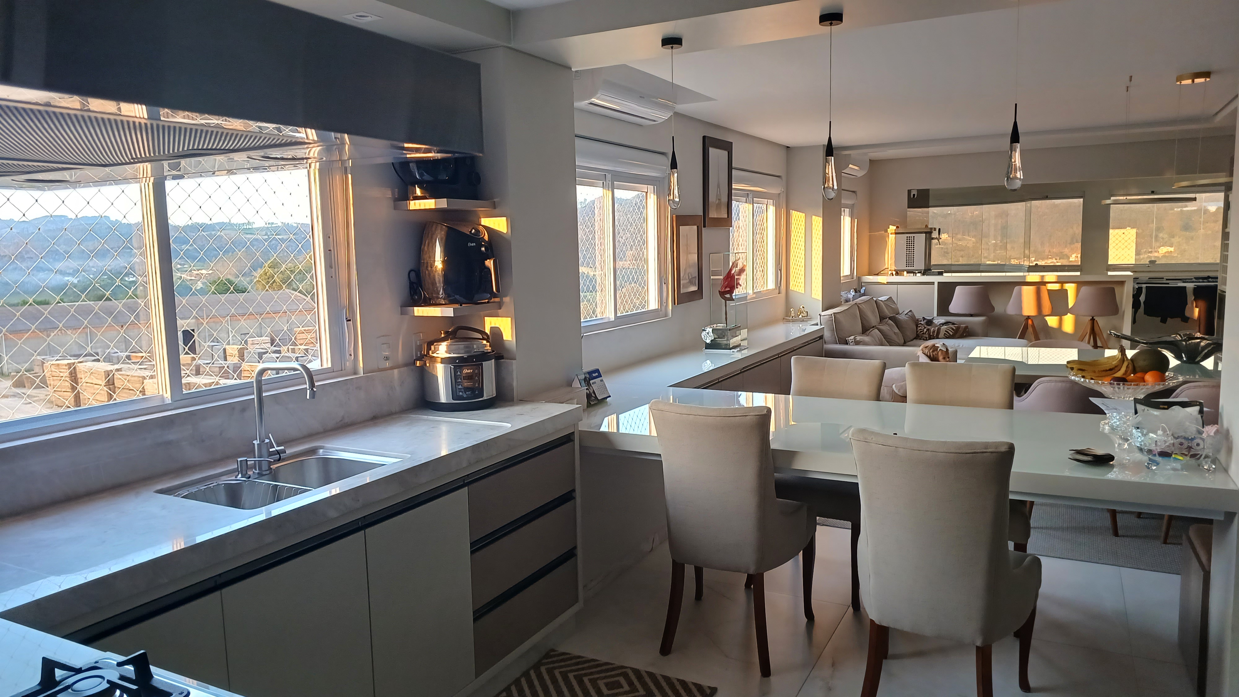 Imagem Apartamento com 3 Quartos à Venda, 195 m²em Barro Vermelho - Orleans