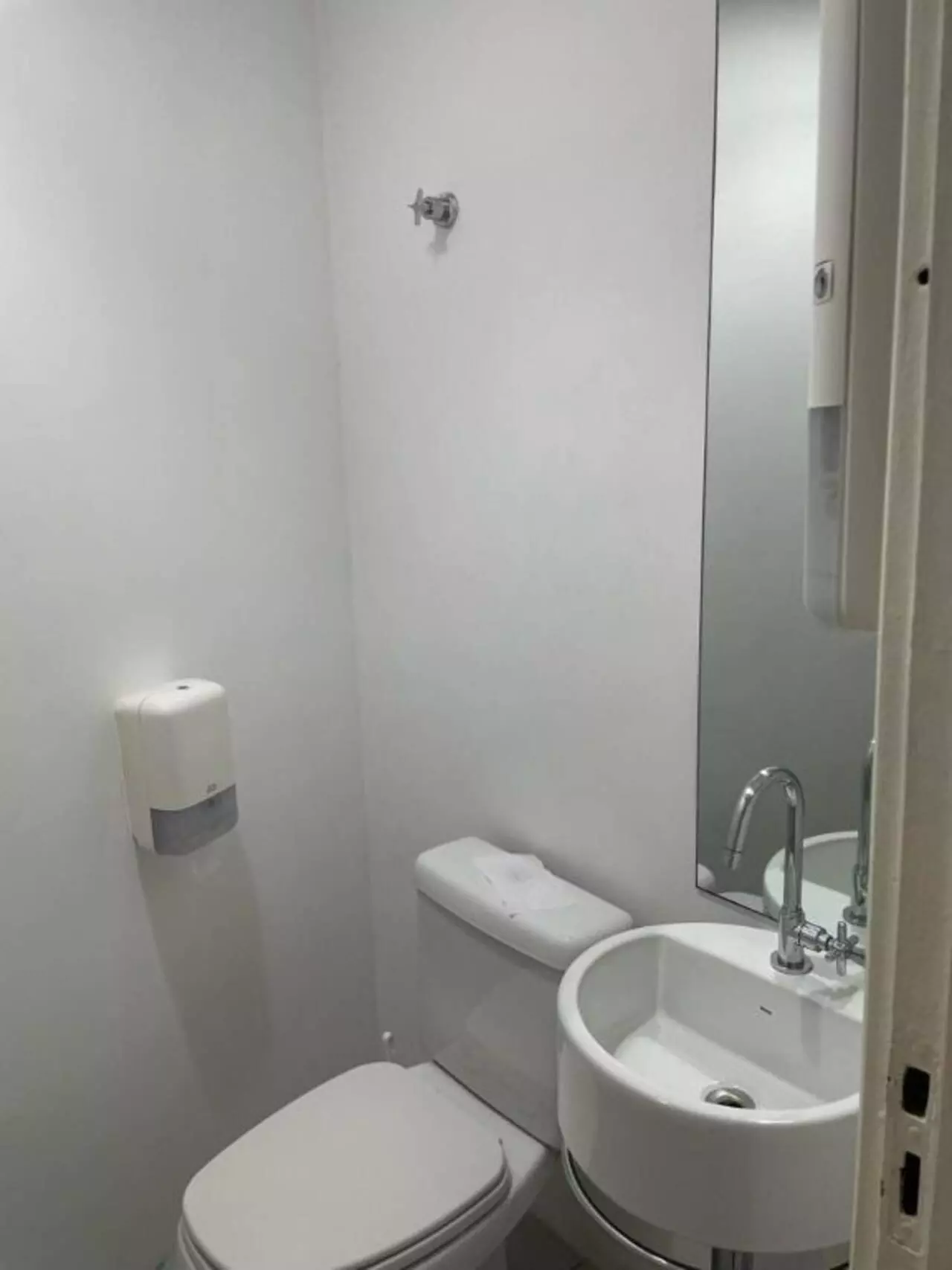 Imagem Sala Comercial à Venda ou Locação, 116 m²em Cidade Monções - São Paulo