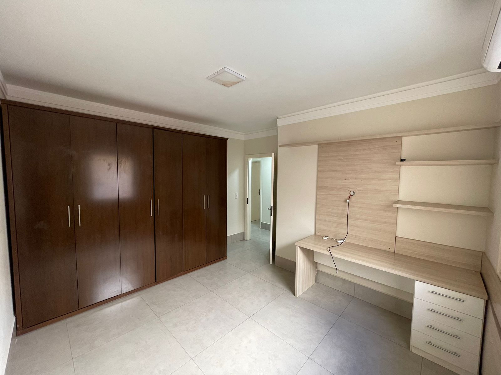 Imagem Casa com 3 Quartos à Venda, 190 m²em Parque das Esmeraldas II - Marília
