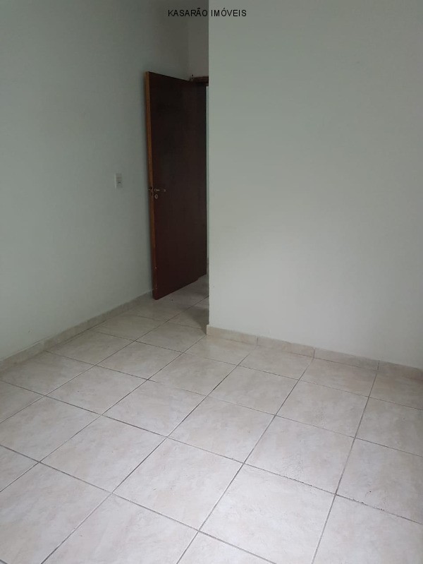 Imagem Casa com 1 Quarto para Alugar, 35 m²em Jardim Santo Elias - São Paulo