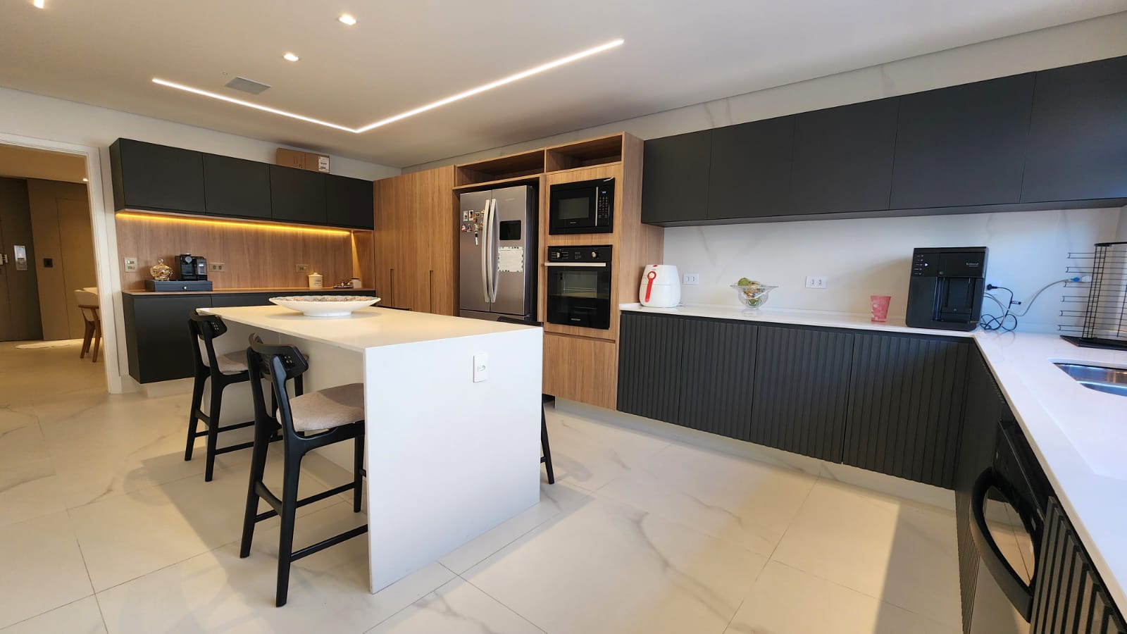 Imagem Apartamento com 4 Quartos à Venda, 297 m²em Boqueirão - Santos