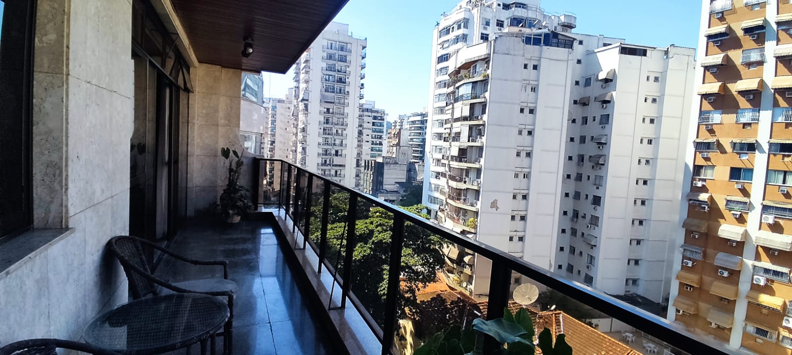 Imagem Apartamento com 4 Quartos à Venda, 185 m²em Icaraí - Niterói