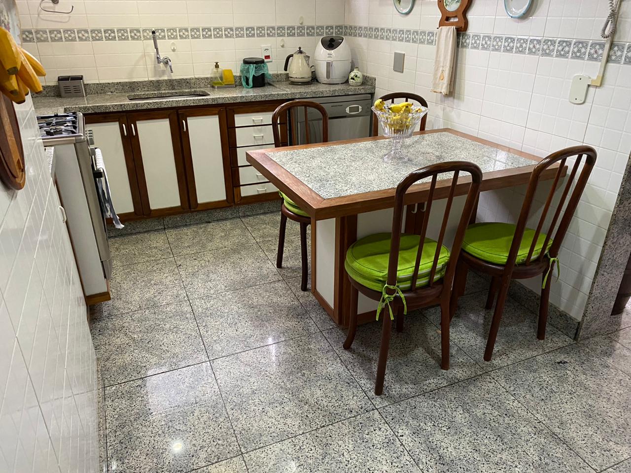 Imagem Apartamento com 3 Quartos à Venda, 112 m² em Icaraí - Niterói