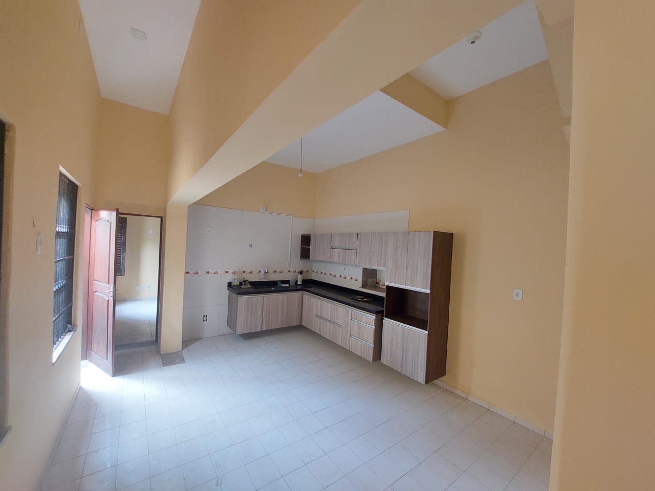 Imagem Casa com 5 Quartos à Venda, 325 m²em Centro - São Luís Imagem Casa com 5 Quartos à Venda, 325 m²em Centro - São Luís