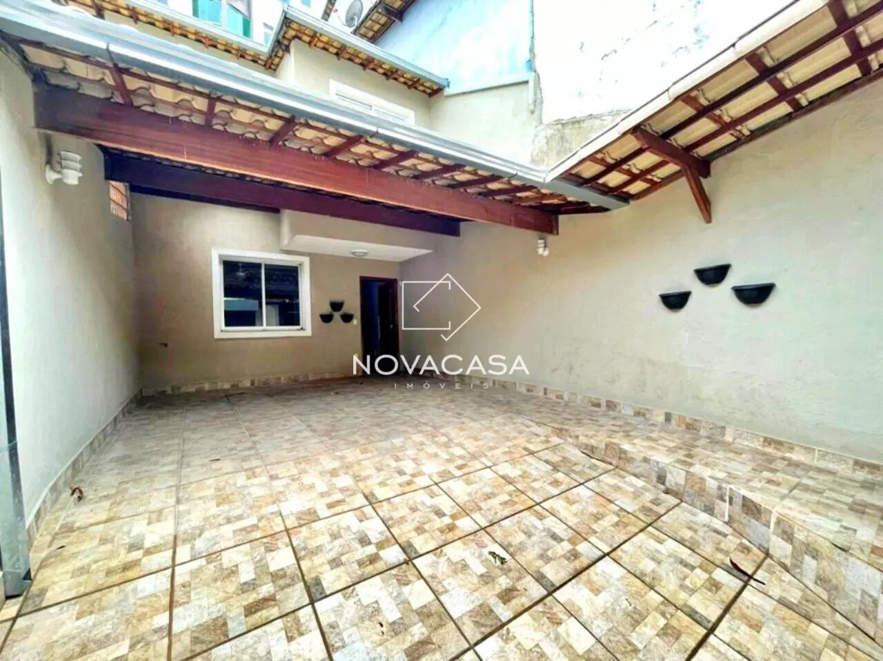Imagem Casa com 3 Quartos à Venda, 85 m² em Heliópolis - Belo Horizonte Imagem Casa com 3 Quartos à Venda, 85 m² em Heliópolis - Belo Horizonte