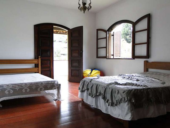 Imagem Casa com 5 Quartos à Venda, 500 m² em Várzea - Teresópolis