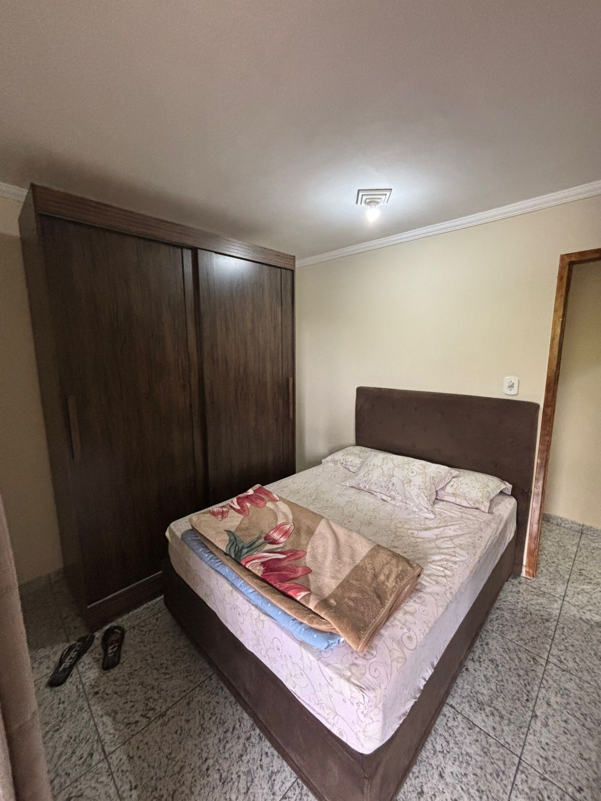 Imagem Casa com 3 Quartos à Venda, 300 m² em Jardim das Rosas (Zona Leste) - São Paulo