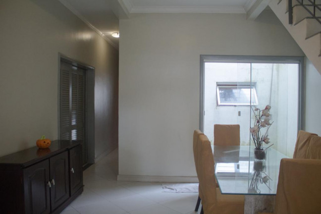 Imagem Casa com 3 Quartos à Venda, 218 m² em Marco - Belém Imagem Casa com 3 Quartos à Venda, 218 m² em Marco - Belém