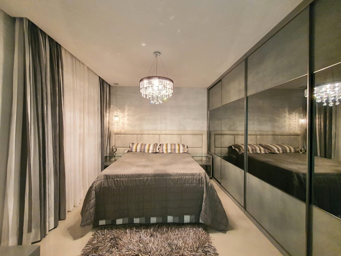 Imagem Apartamento com 3 Quartos à Venda, 135 m²em Centro - Balneário Camboriú Imagem Apartamento com 3 Quartos à Venda, 135 m²em Centro - Balneário Camboriú
