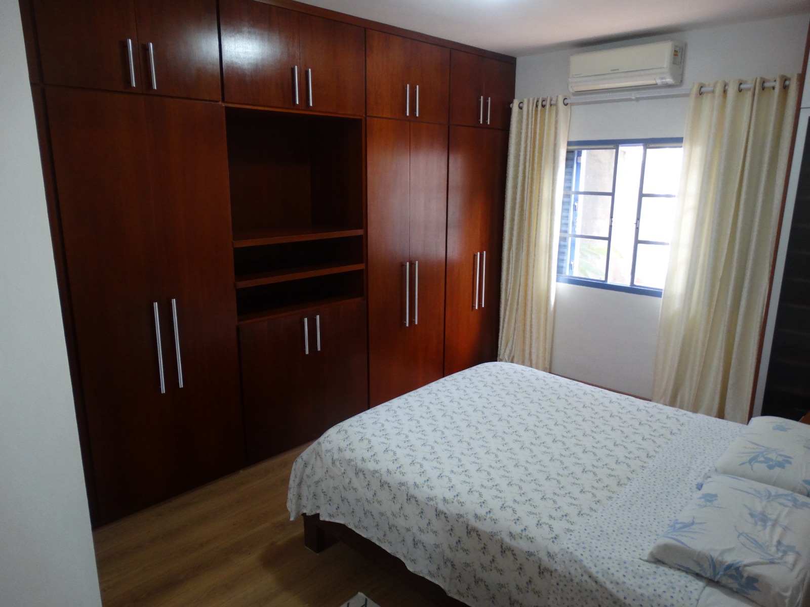 Imagem Chácara com 4 Quartos à Venda, 320 m²em Caxambu - Jundiaí