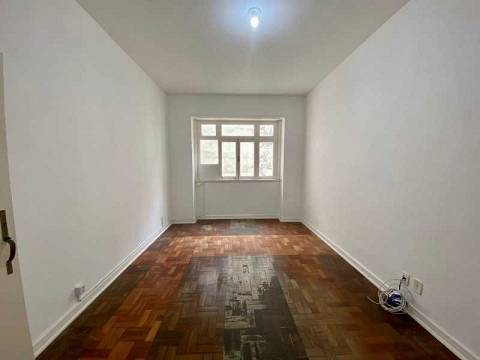 Imagem Apartamento com 4 Quartos para Alugar, 350 m²em Copacabana - Rio de Janeiro