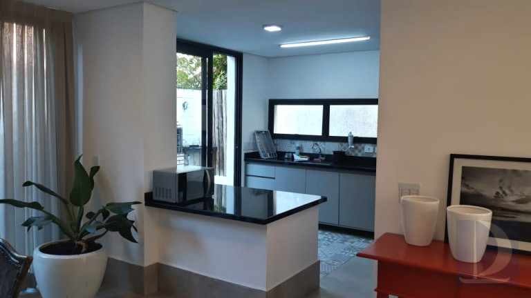 Imagem Casa de Condomínio à Venda, 172 m² em Camburi - São Sebastião