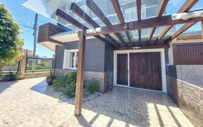 Imagem Sobrado com 3 Quartos à Venda, 198 m² em Arco Íris - Capão da Canoa
