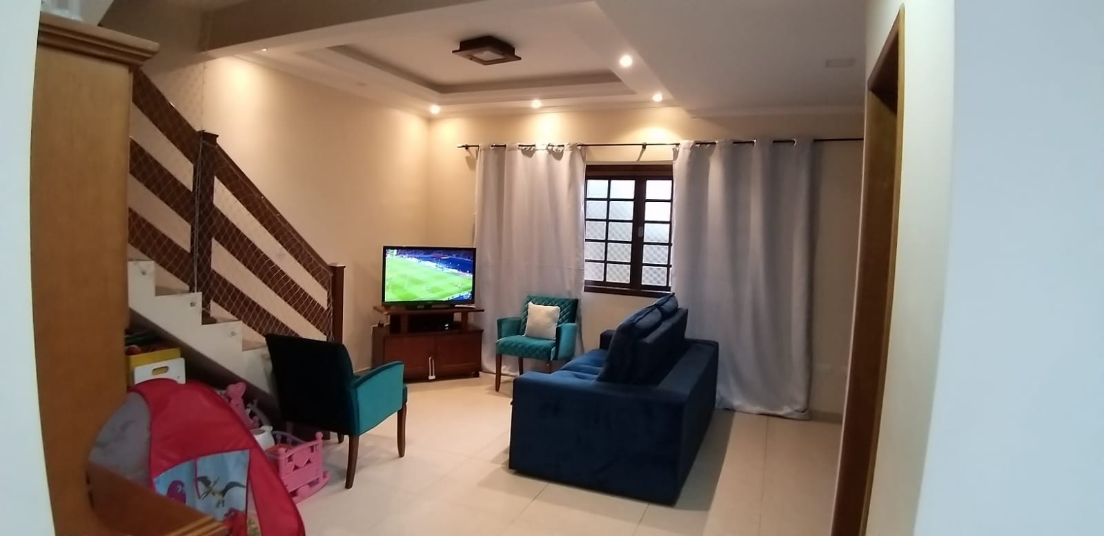 Imagem Casa com 3 Quartos à Venda, 159 m² em Laranjeiras - Caieiras