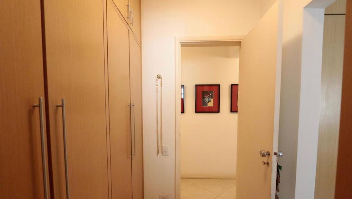 Imagem Apartamento com 3 Quartos à Venda, 220 m² em Vila Morumbi - São Paulo
