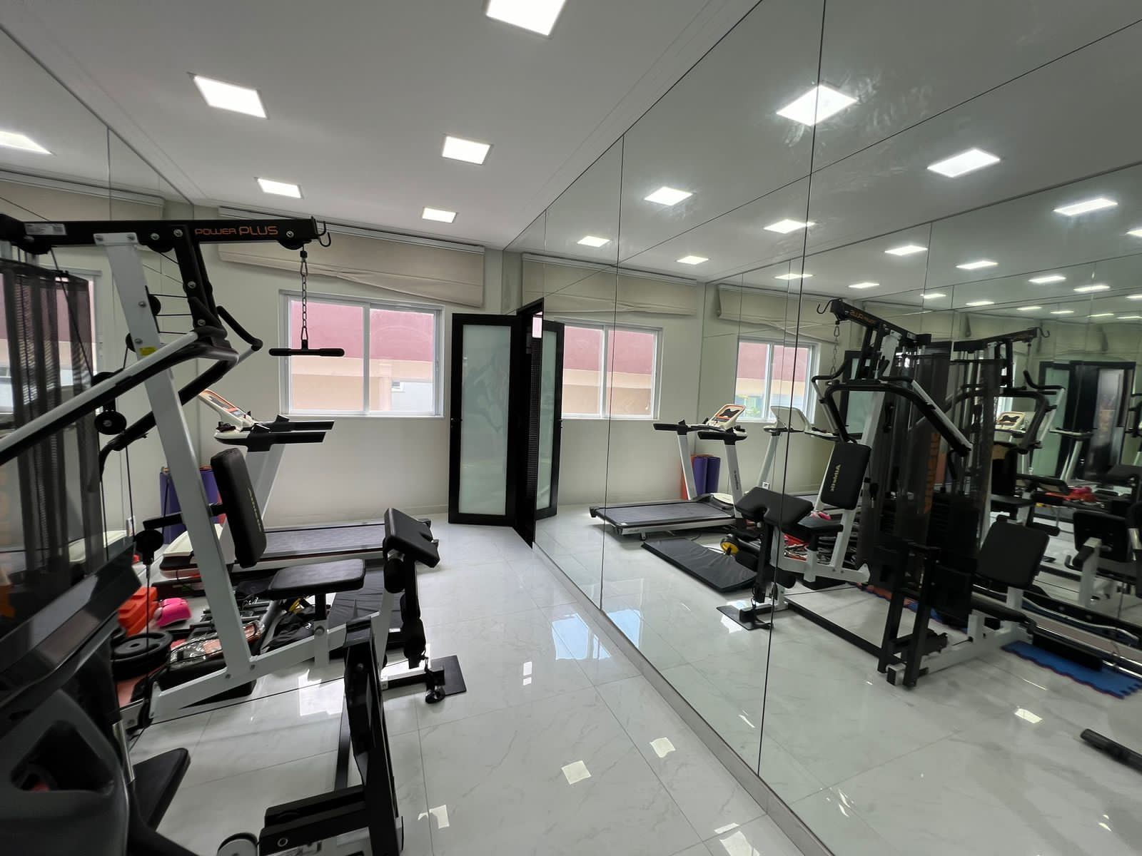 Imagem Casa de Condomínio com 4 Quartos à Venda, 225 m²em Parque Verde - Belém