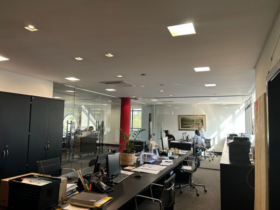 Imagem Imóvel Comercial à Venda ou Locação, 650 m²em Jardim Everest - São Paulo Imagem Imóvel Comercial à Venda ou Locação, 650 m²em Jardim Everest - São Paulo