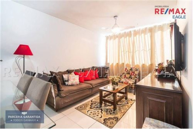 Imagem Apartamento com 2 Quartos à Venda,  em Icaraí - Niterói
