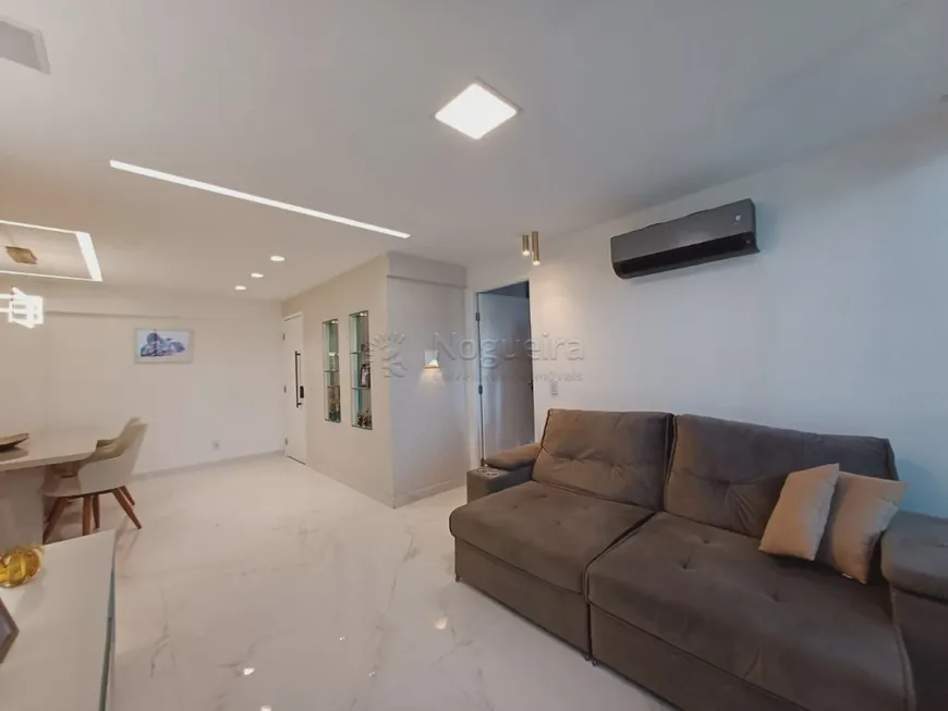 Imagem Apartamento com 3 Quartos à Venda, 98 m²em Boa Viagem - Recife
