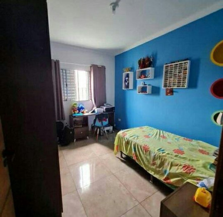 Imagem Sobrado com 5 Quartos à Venda,  em Jardim Roberto - Osasco