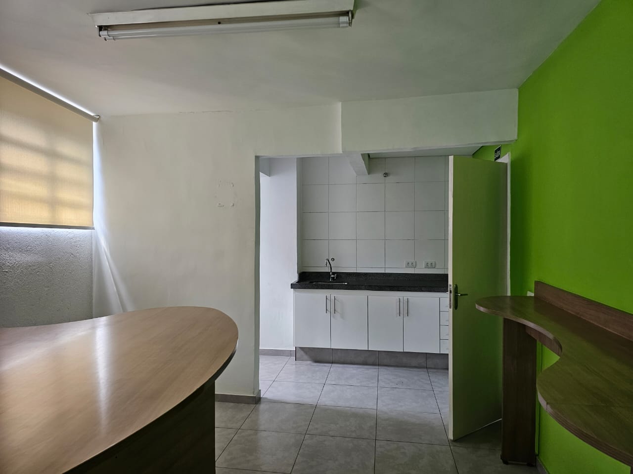 Imagem Galpão para Alugar, 600 m² em Vila Anastácio - São Paulo
