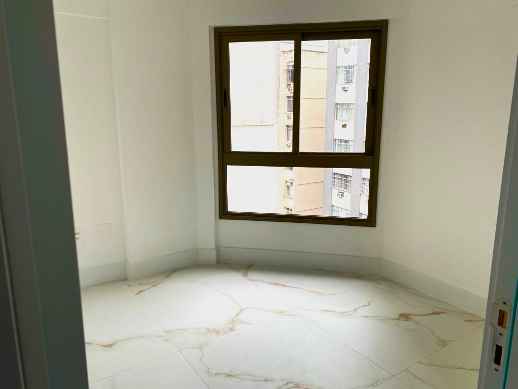 Imagem Apartamento com 3 Quartos à Venda, 122 m²em Icaraí - Niterói Imagem Apartamento com 3 Quartos à Venda, 122 m²em Icaraí - Niterói