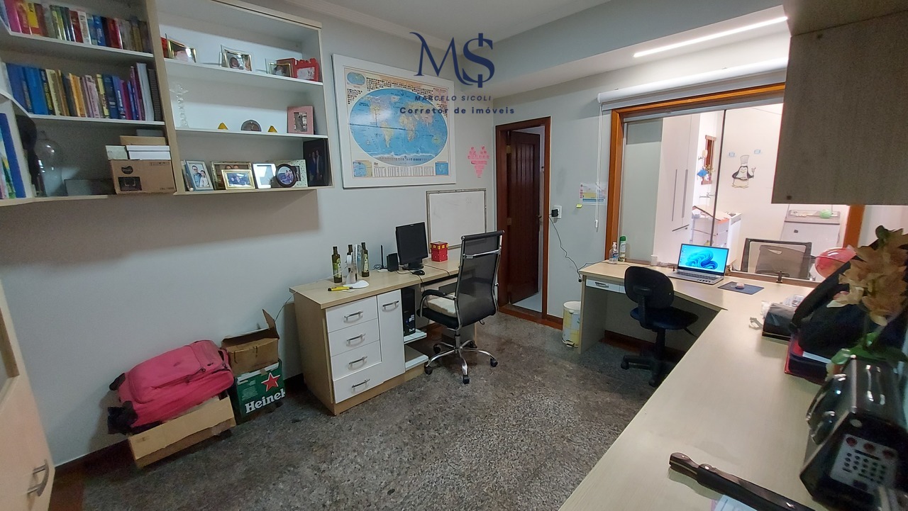 Imagem Casa com 5 Quartos à Venda, 400 m²em Guará II - Brasília Imagem Casa com 5 Quartos à Venda, 400 m²em Guará II - Brasília