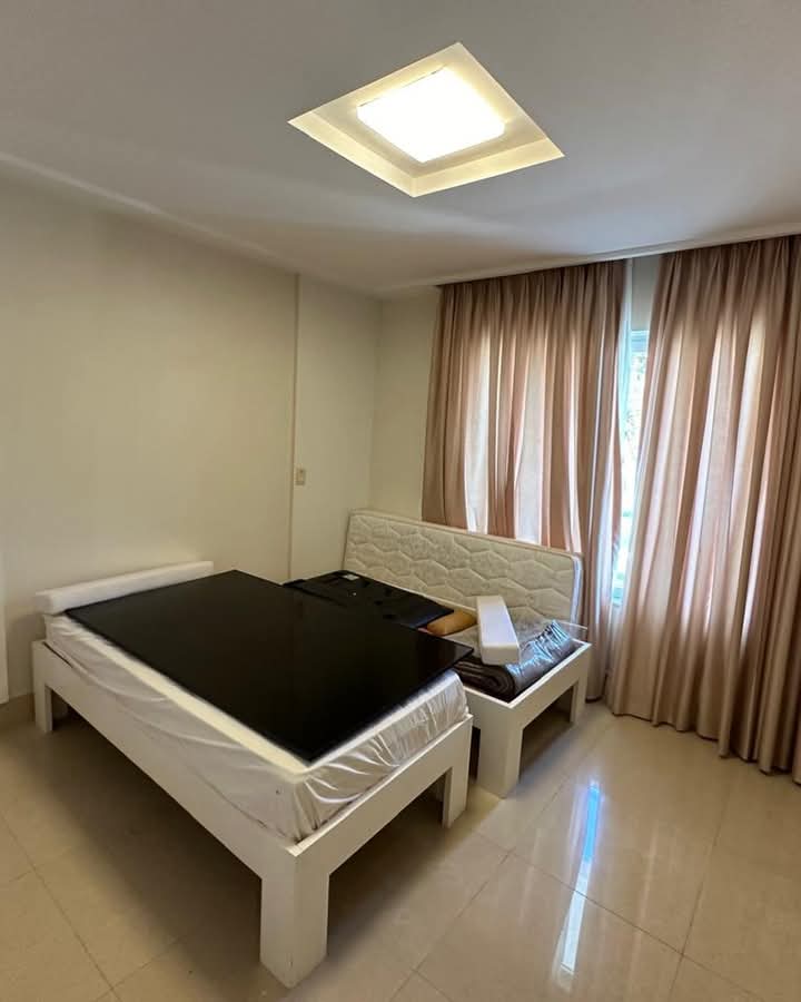 Imagem Casa de Condomínio com 4 Quartos para Alugar, 350 m²em Vila de Abrantes (Abrantes) - Camaçari Imagem Casa de Condomínio com 4 Quartos para Alugar, 350 m²em Vila de Abrantes (Abrantes) - Camaçari